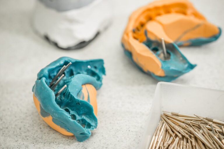 Mosty korony protezy – przeglad nowoczesnych metod protetycznych